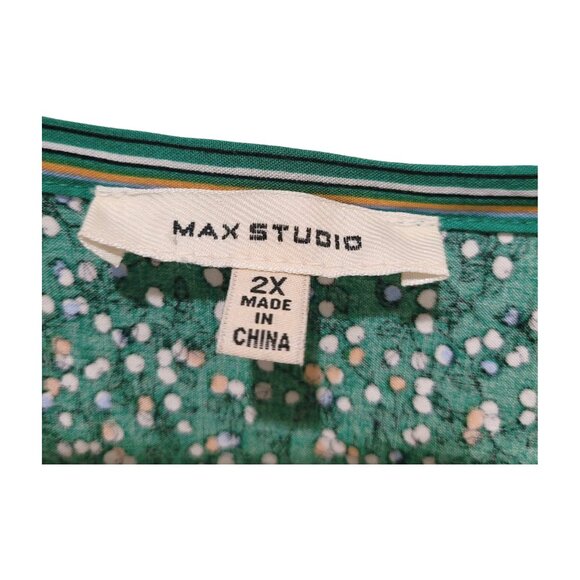 MAX STUDIO Plus 2X Elastic Sleeves Cherry Print Flowy Tunic Top Green Multi - Picture 7 of 9